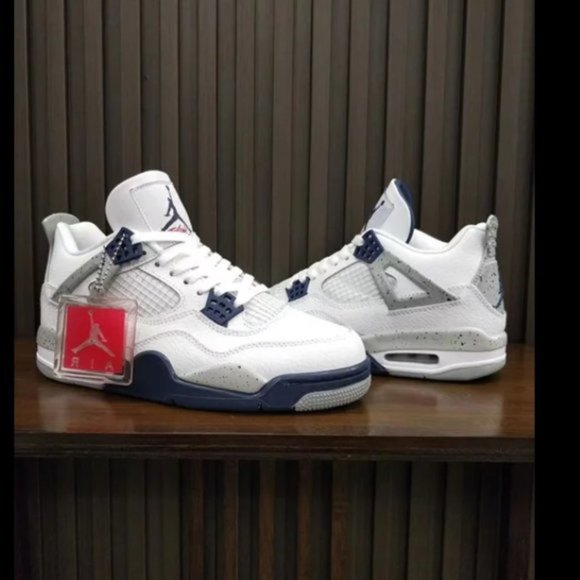 Air Jordan 4 Retro main image 8